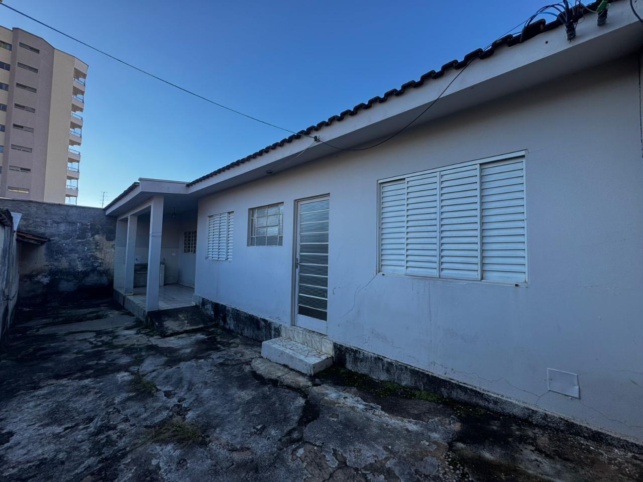 Casa Residencial - Centro