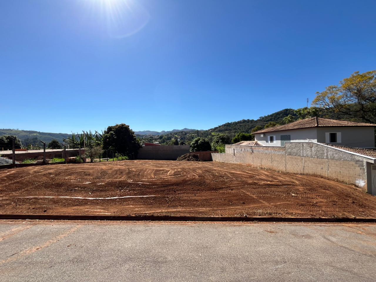 Terreno - Jardim Paineiras