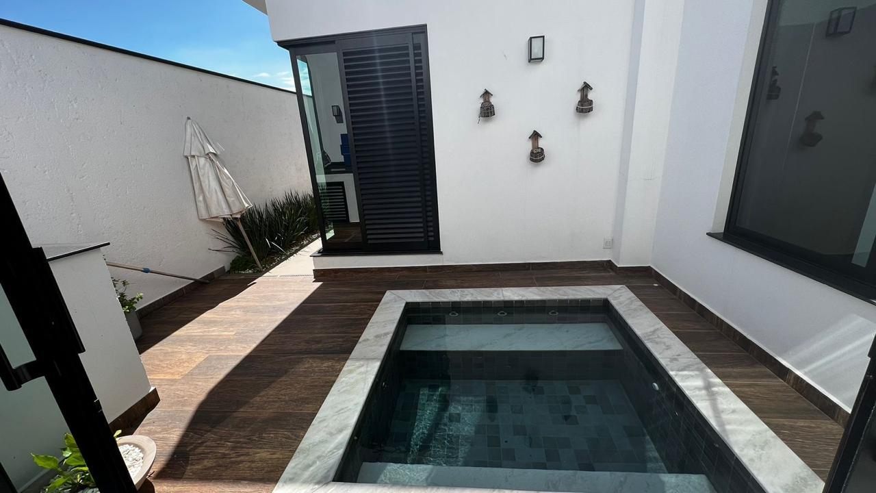 Casa Residencial - Parque Alvorada 