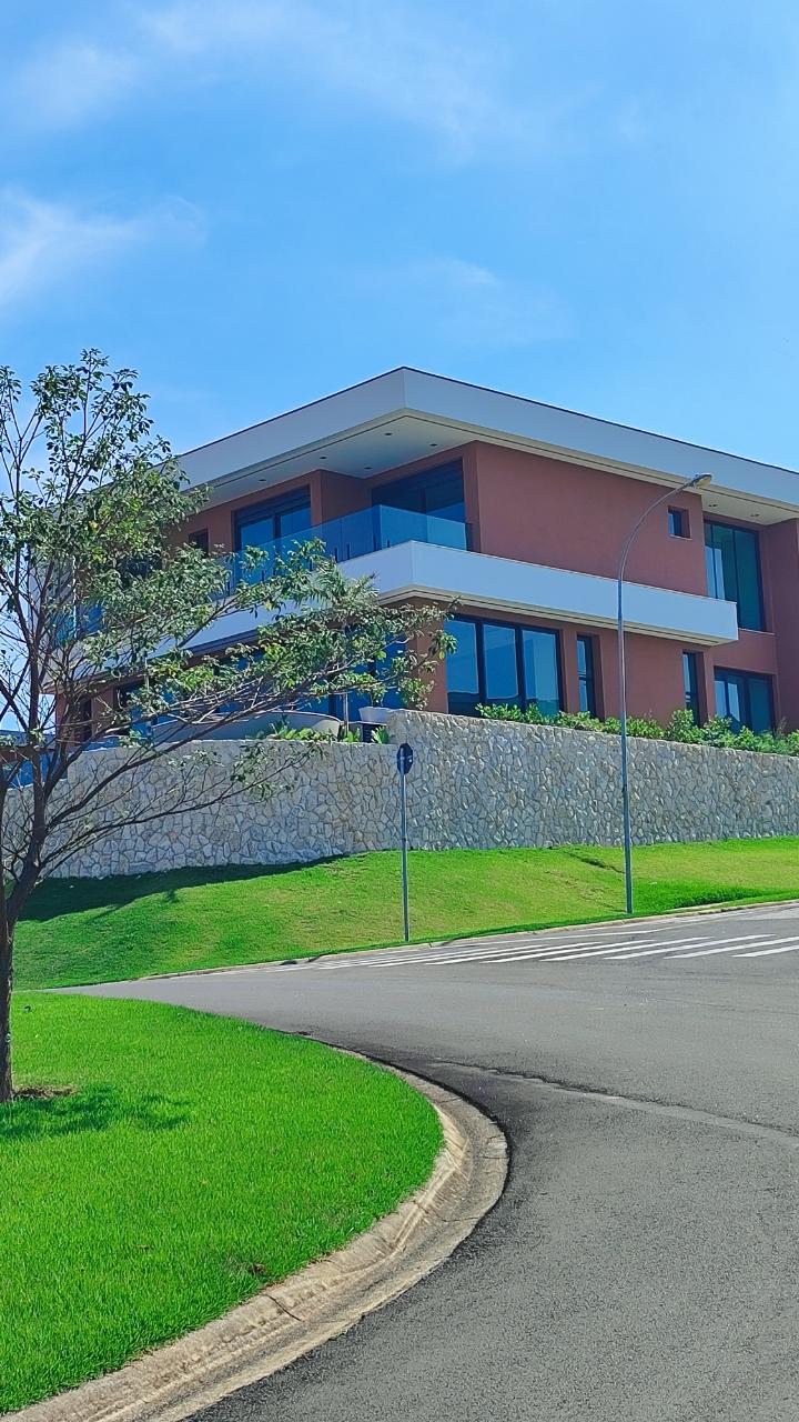 Casa Residencial - Condomínio Portal da Serra